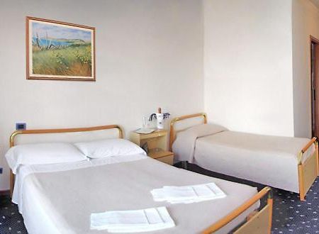 Medi Garden Hotel&Residence Alba Adriatica Exterior foto