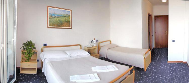 Medi Garden Hotel&Residence Alba Adriatica Exterior foto
