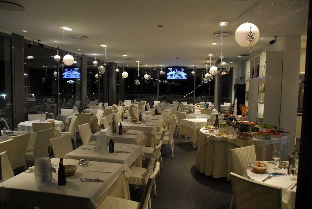 Medi Garden Hotel&Residence Alba Adriatica Exterior foto